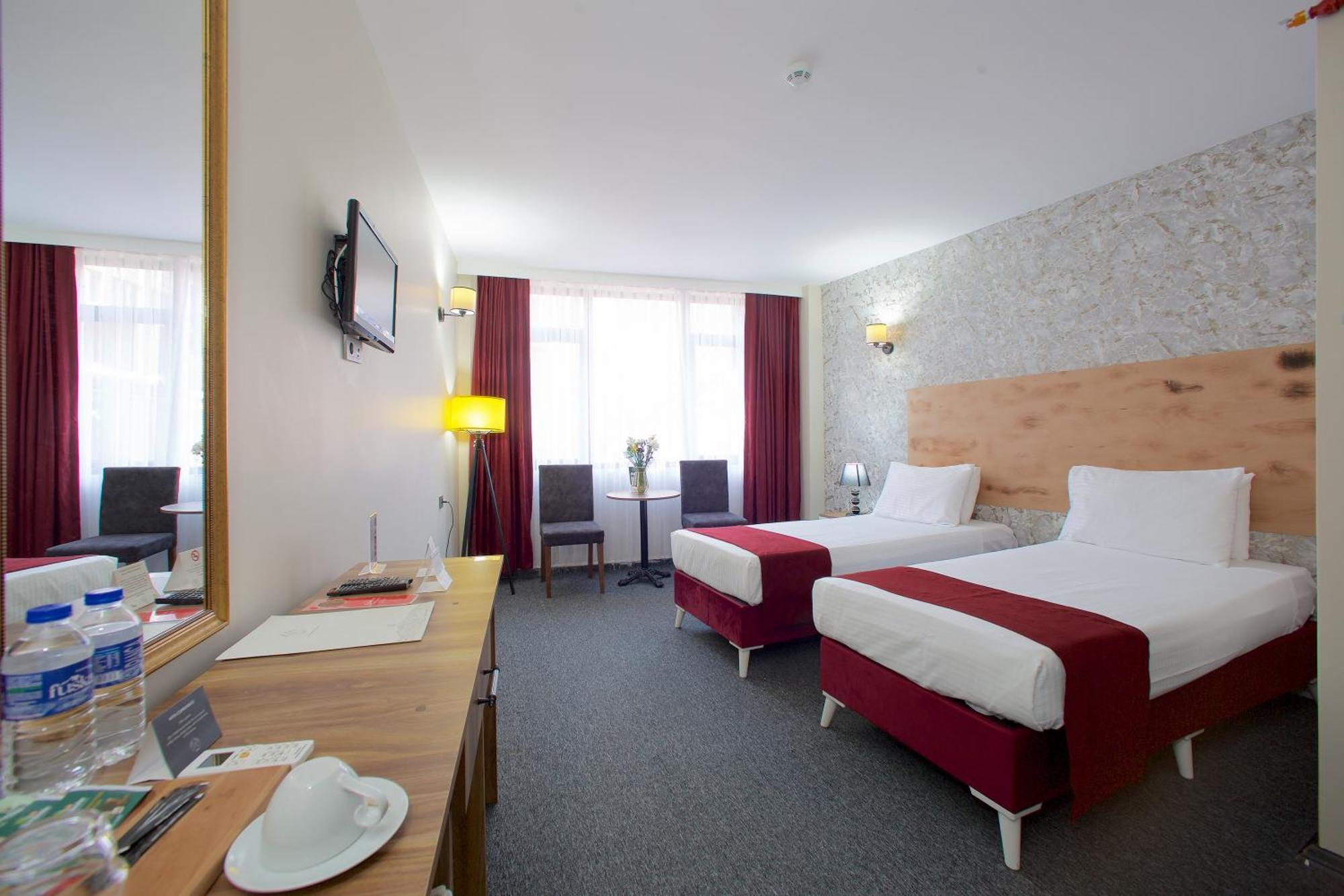 Galata By Boss Hotel Istanbul Exterior photo
